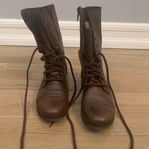 Steve Madden Brown Boots